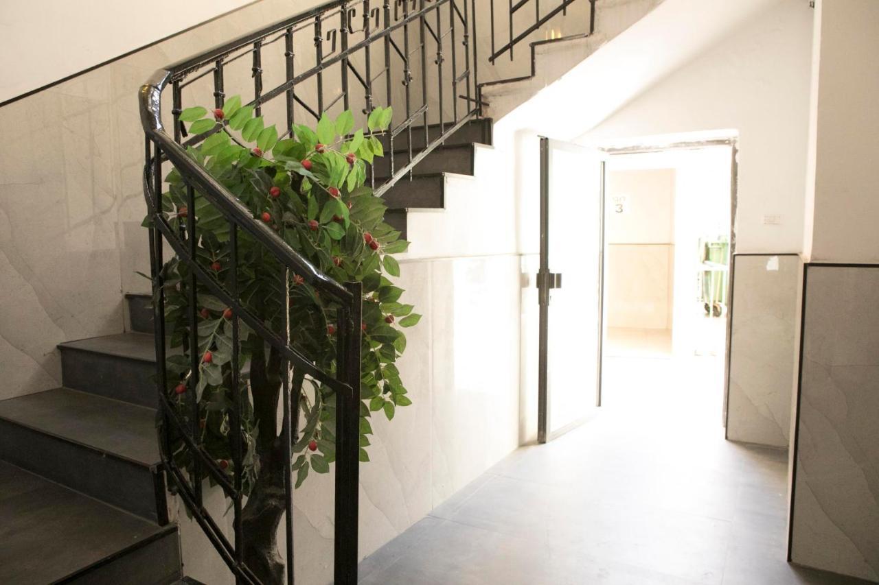 Bauhaus Stylish Apartments - By Bookiz Tel Aviv-Jaffa Exterior foto